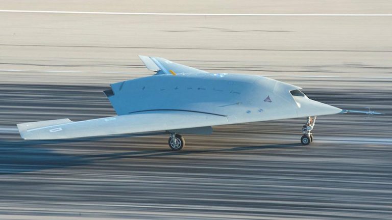 Spanyol Adu Typhoon dengan Drone Siluman nEUROn