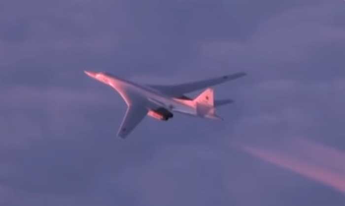 Jet Tempur Amerika dan Kanada Keroyok Tu-160 Blackjack Rusia