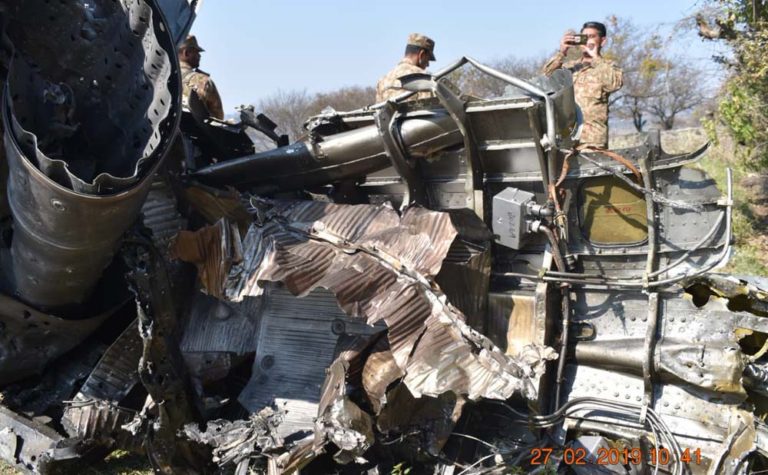 MiG-21 India Rontok Setelah Dijebak F-16 Pakistan