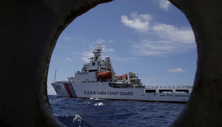 Garis Kabur Kapal Militer dan Non-Militer Bisa Jadi Titik Nyala Laut China Selatan