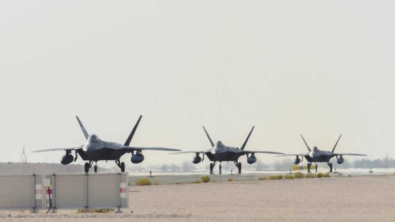 F-22 Raptor Merapat ke Timur Tengah