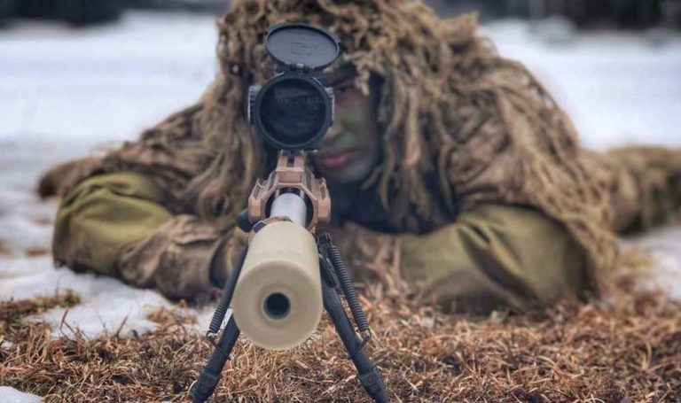 Sniper Marinir Amerika Resmi Gunakan Mk13 Mod 7