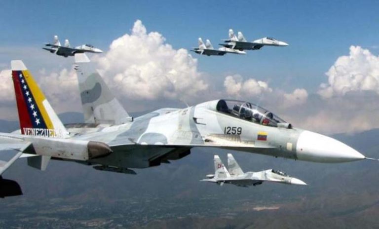 Flanker dan Falcon Venezuela Sambut Kapal Tanker Iran