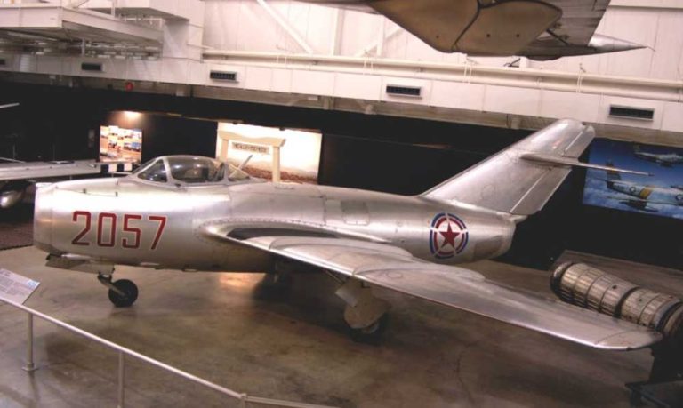 Misi Sulit MiG-15 Soviet Menembak Jatuh B-29 USAF Saat Perang Korea