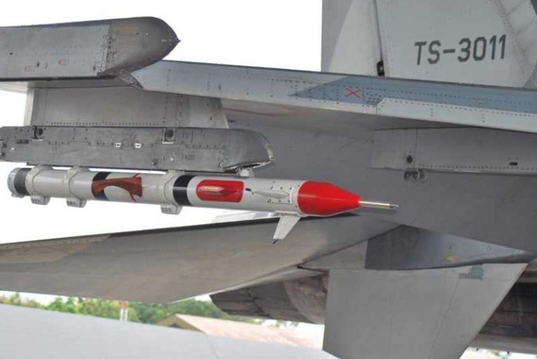 Su-30 Indonesia Dilengkapi Pod ACMI Buatan dalam Negeri