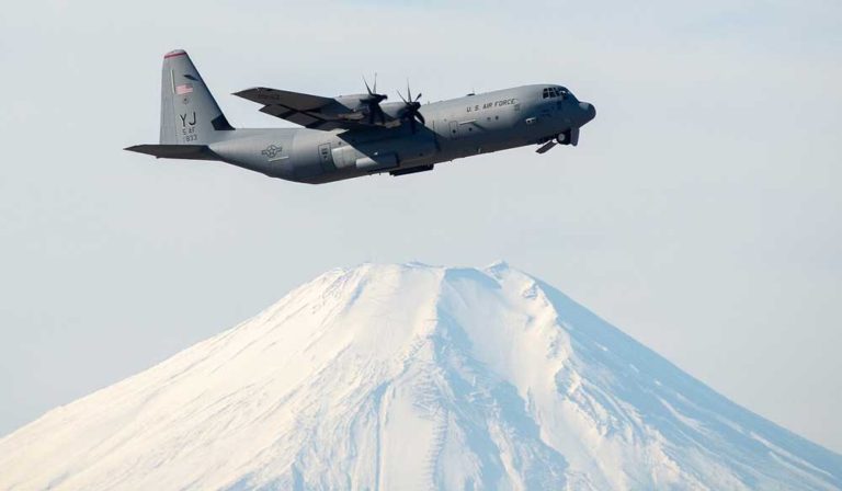 USAF Grounded Lebih dari 100 Armada C-130 Hercules