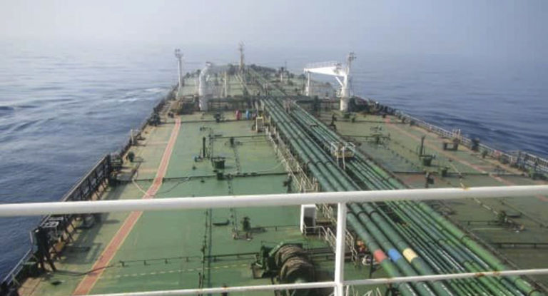 Tanker Iran Meledak dan Terbakar di Dekat Perairan Arab Saudi