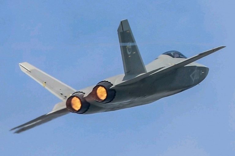 Ditingkatkan, Apakah J-31 Kini Setara F-35?