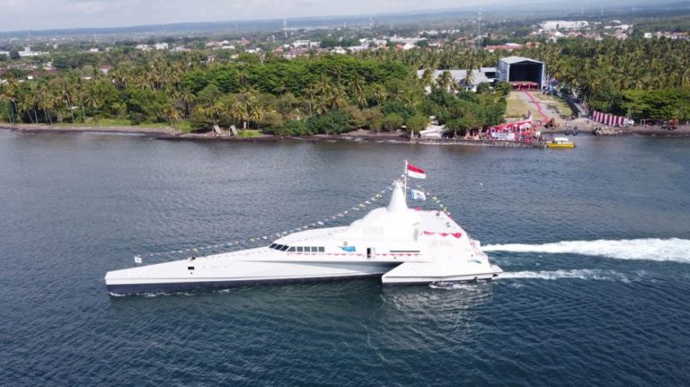 KRI Golok Meluncur, Benarkah Paling Canggih di Dunia?